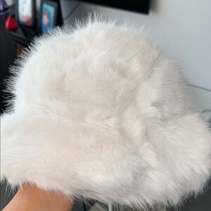 Elegant White Faux Fur Bucket Hat